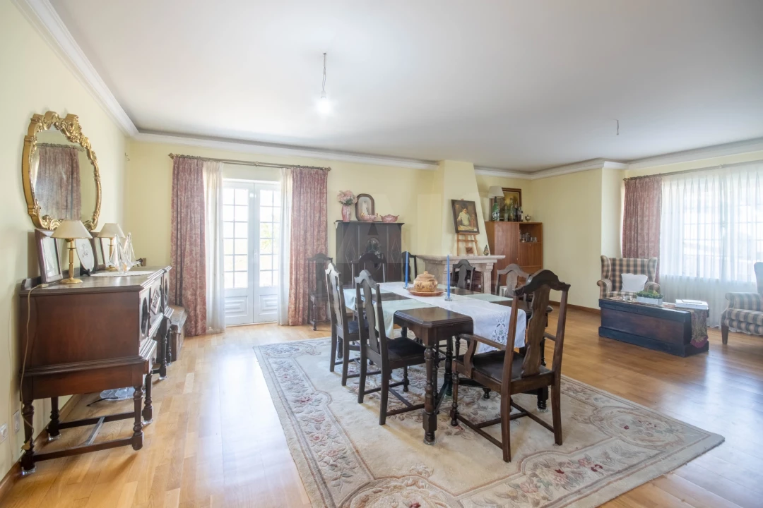 Moradia T5 para Venda em Amoreira Foto 9