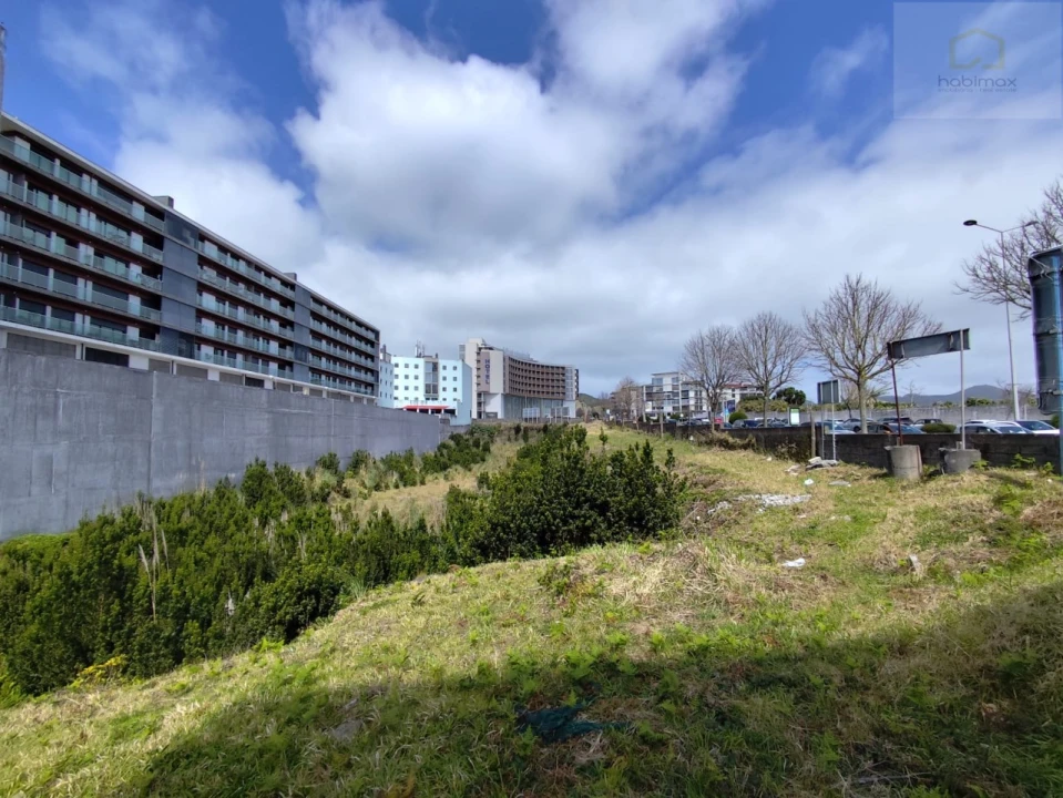 Terreno para Venda em Ponta Delgada (São Pedro) Foto 1