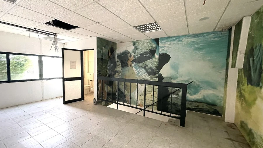 Armazém para Venda em Escapães Foto 26