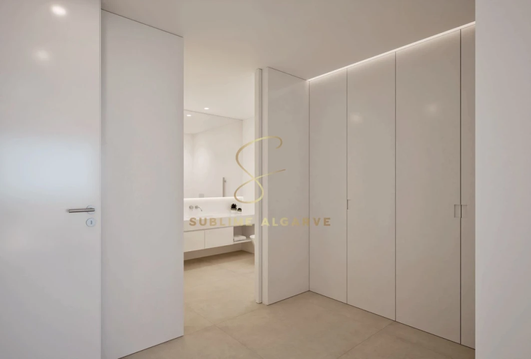 Moradia T4 para Venda em Lagos (São Sebastião e Santa Maria) Foto 12