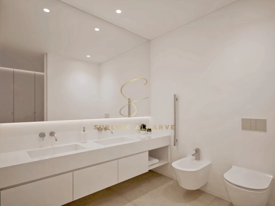 Moradia T4 para Venda em Lagos (São Sebastião e Santa Maria) Foto 17