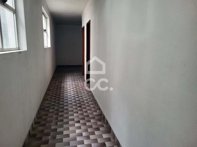 Escritório para Arrendamento em Oliveira, São Paio e São Sebastião Foto 5