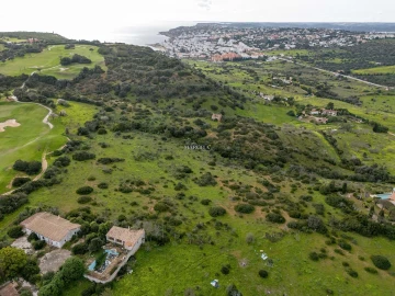Terreno para Venda em Lagos (São Sebastião e Santa Maria)