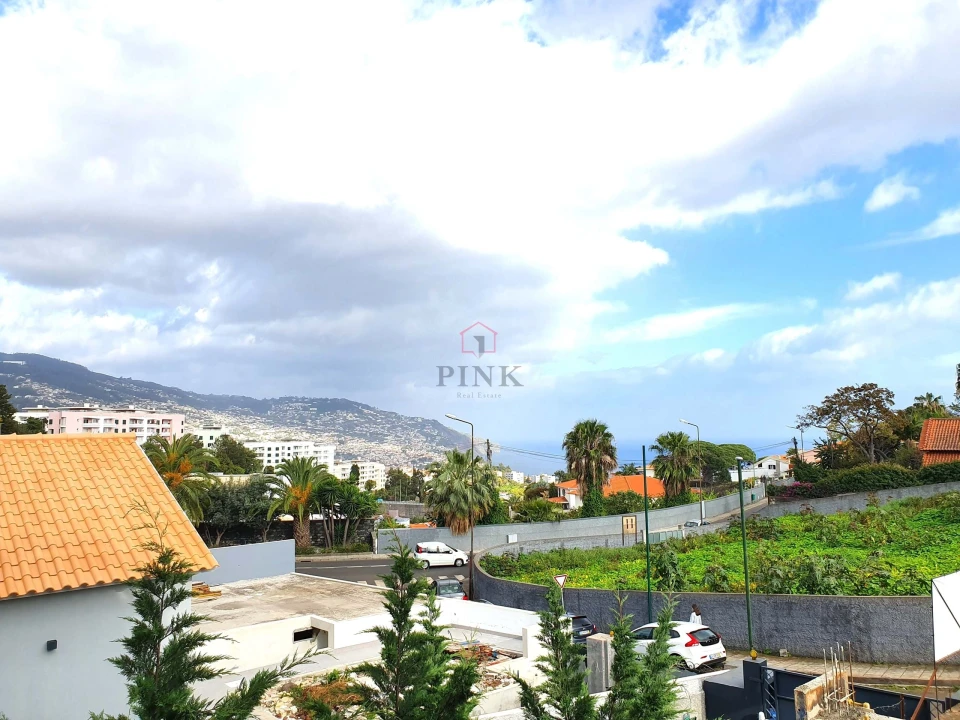 Moradia T3 para Venda em São Martinho Foto 13