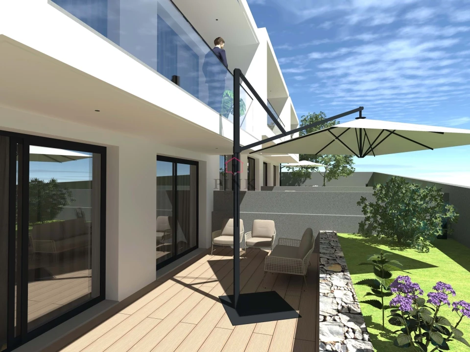 Moradia T3 para Venda em São Martinho Foto 3