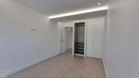Apartamento T3 para Venda em Costa da Caparica