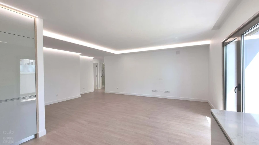 Apartamento T3 para Venda em Costa da Caparica Foto 9