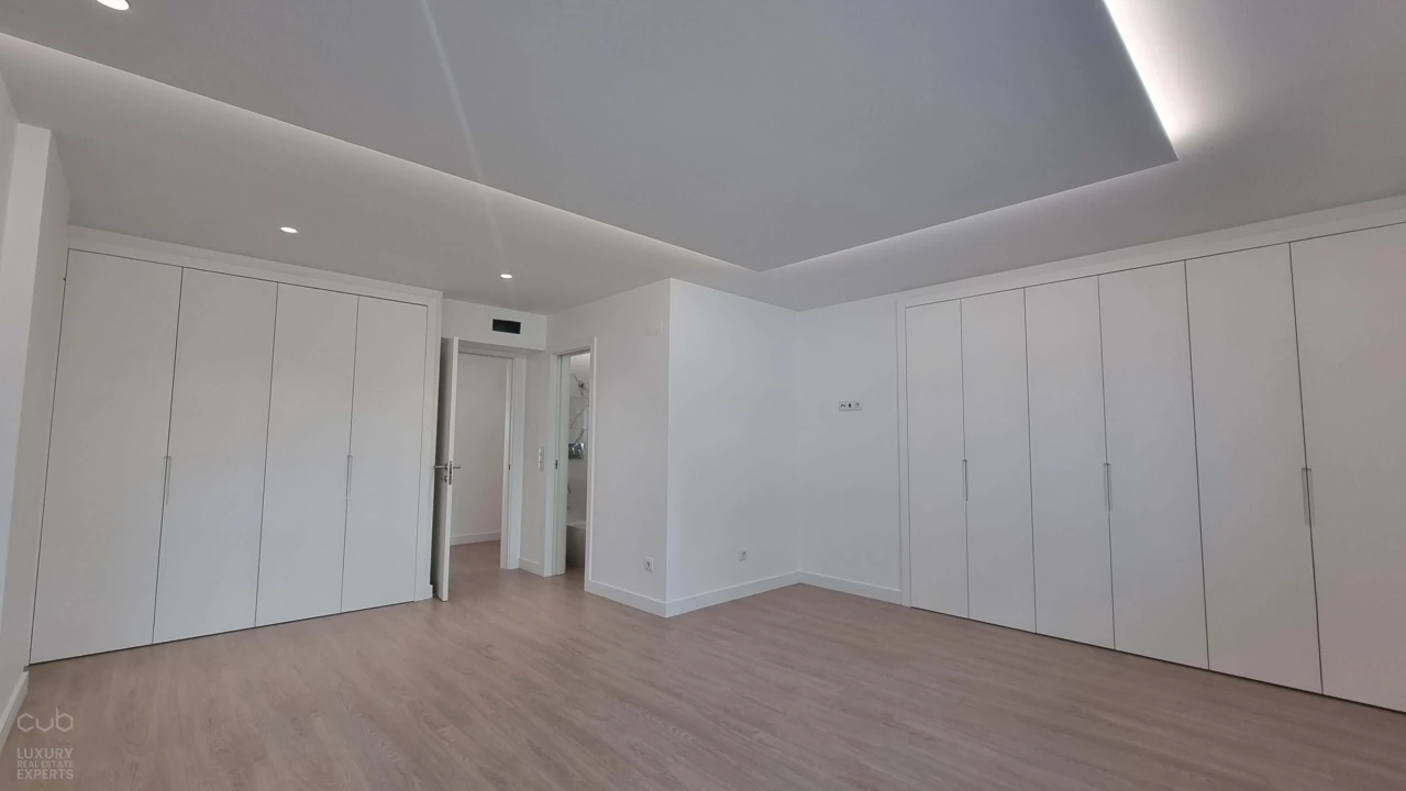 Apartamento T3 para Venda em Costa da Caparica Foto 21
