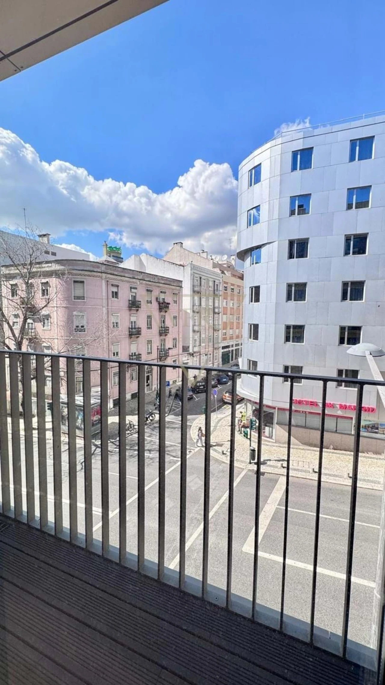 Apartamento T1 para Venda em Santo António Foto 25