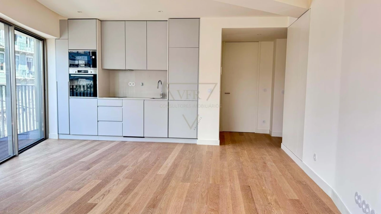 Apartamento T1 para Venda em Santo António Foto 18