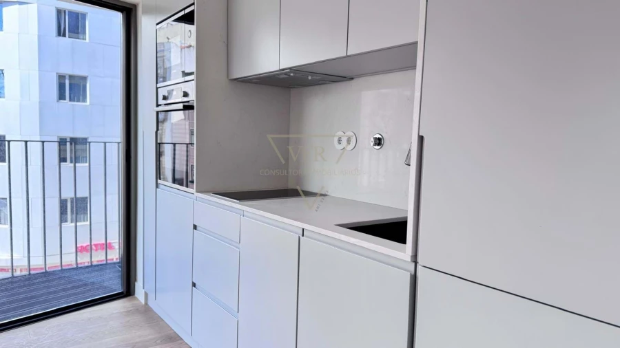 Apartamento T1 para Venda em Santo António Foto 19