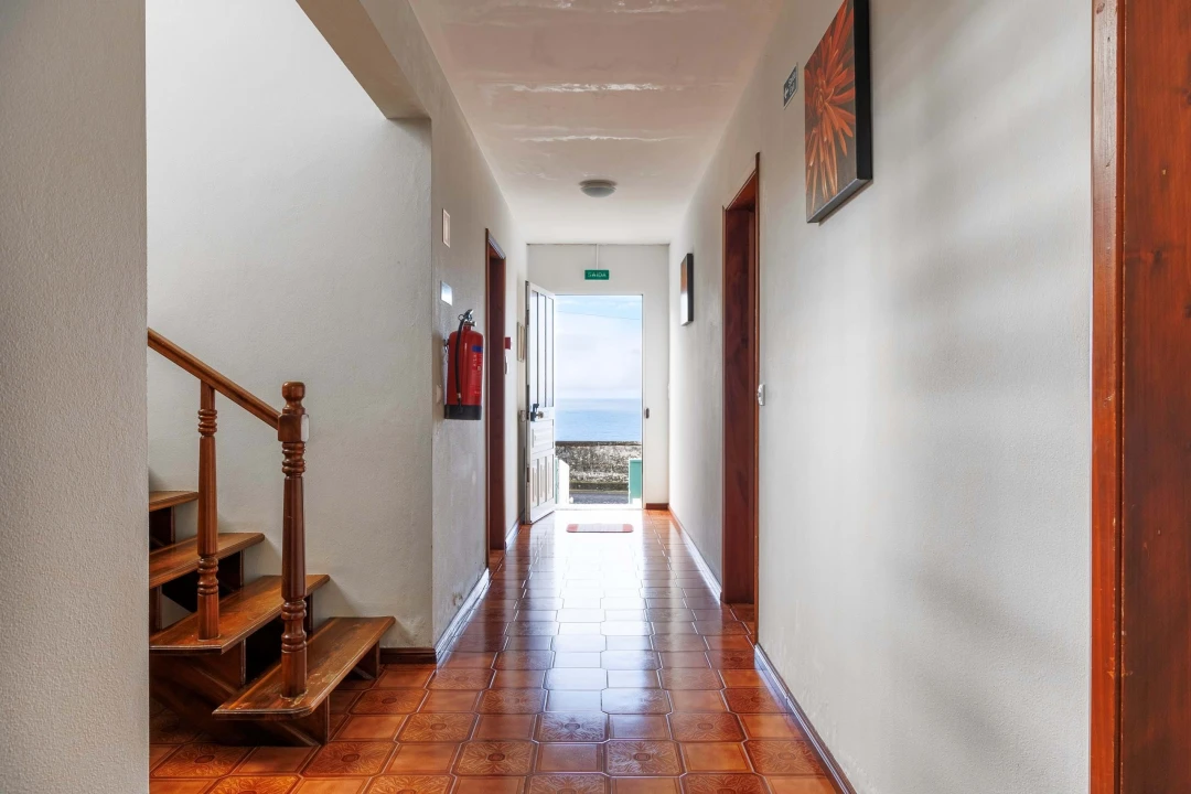 Moradia T7 para Venda em Ponta Garça Foto 12