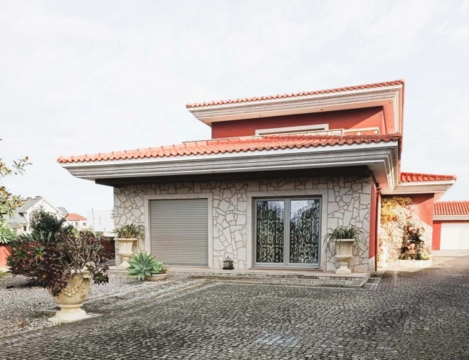 Moradia T5 para Venda em Ovar, São João, Arada e São Vicente de Pereira Jusã Foto 1