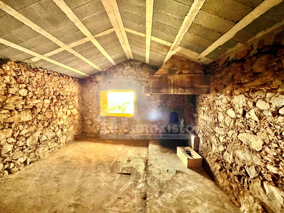 Moradia T2 para Venda em Cumeeira Foto 8