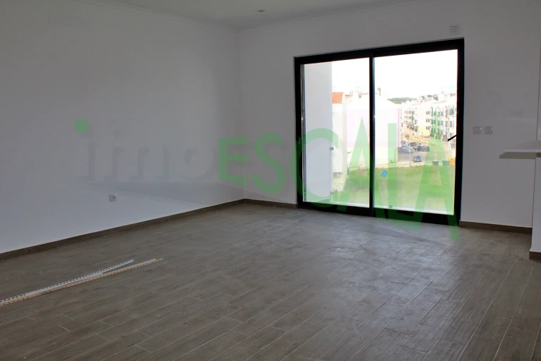 Apartamento T2 para Venda em Arruda dos Vinhos Foto 6