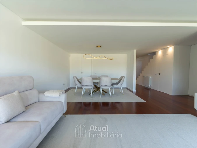 Moradia T3 para Venda em Caldas de Vizela (São Miguel e São João) Foto 3