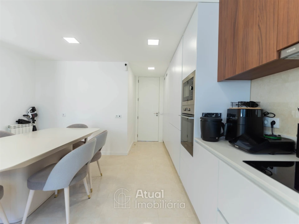 Moradia T3 para Venda em Caldas de Vizela (São Miguel e São João) Foto 8