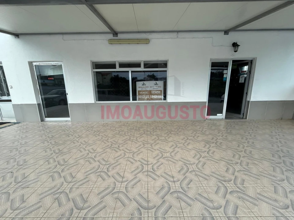 Loja para Venda em Lajeosa do Mondego Foto 1