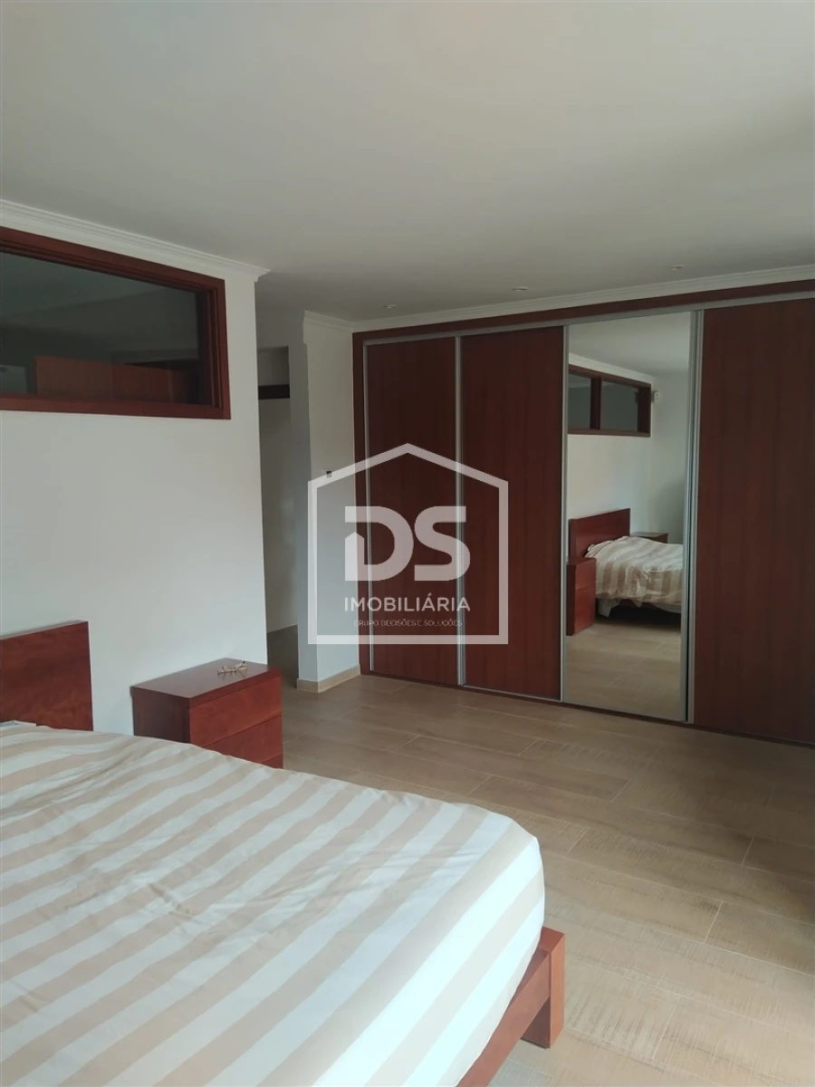 Quinta T5 para Venda em Almargem do Bispo, Pêro Pinheiro e Montelavar Foto 9