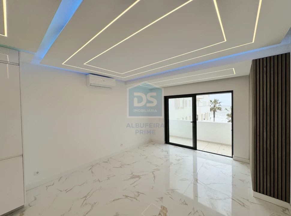 Apartamento T2 para Venda em Quarteira Foto 12