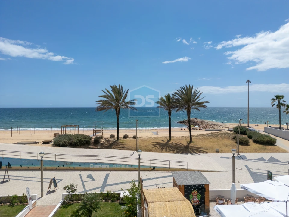 Apartamento T2 para Venda em Quarteira Foto 4