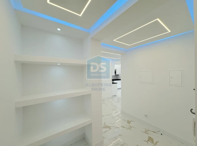 Apartamento T2 para Venda em Quarteira Foto 18