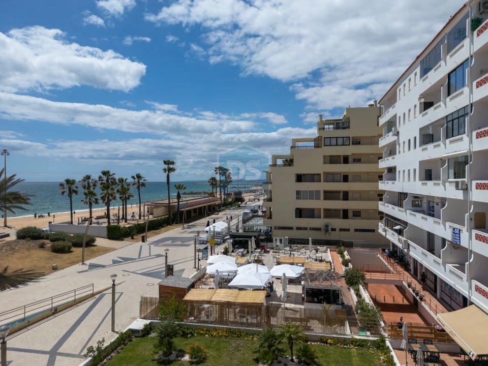 Apartamento T2 para Venda em Quarteira Foto 43