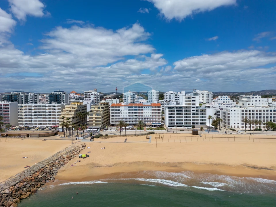 Apartamento T2 para Venda em Quarteira Foto 2