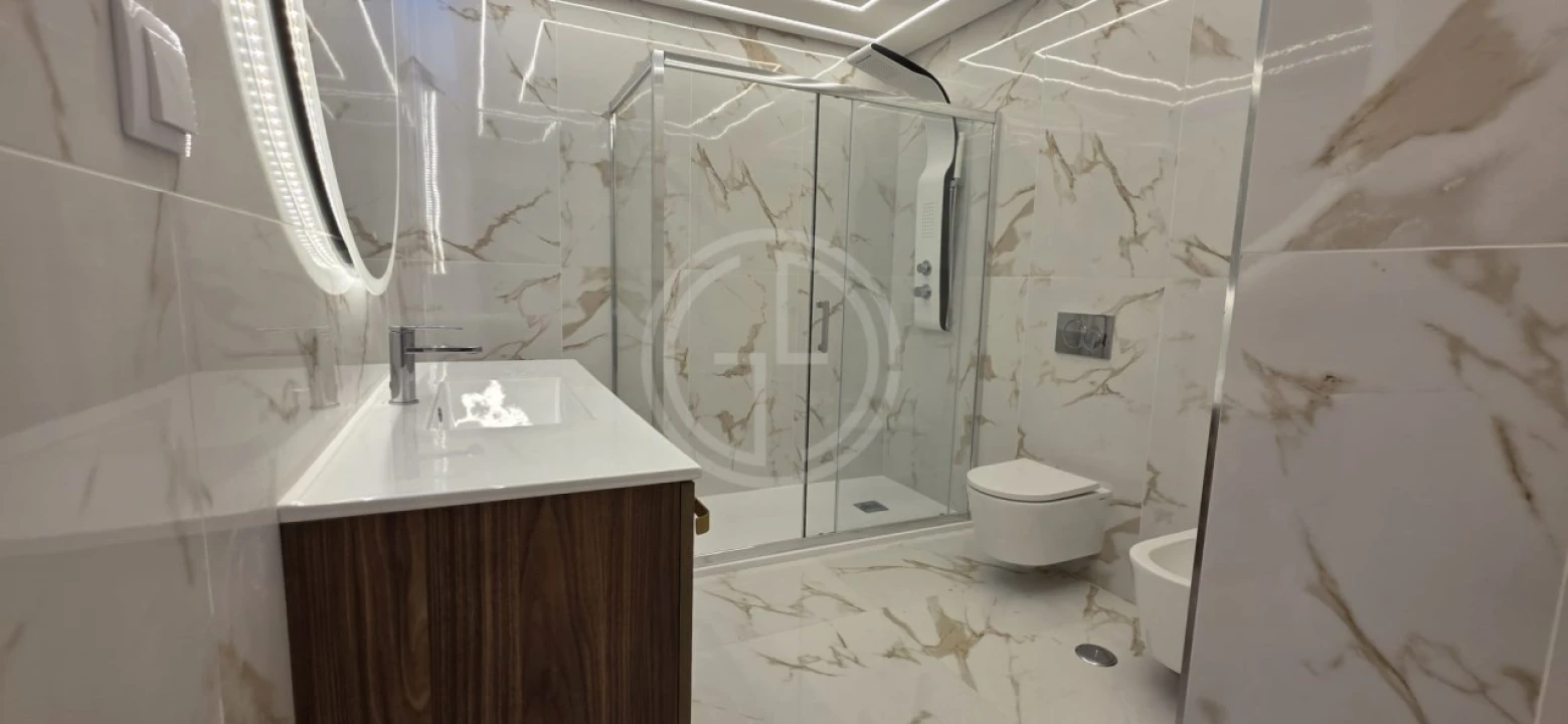 Apartamento T2 para Venda em Quarteira Foto 22