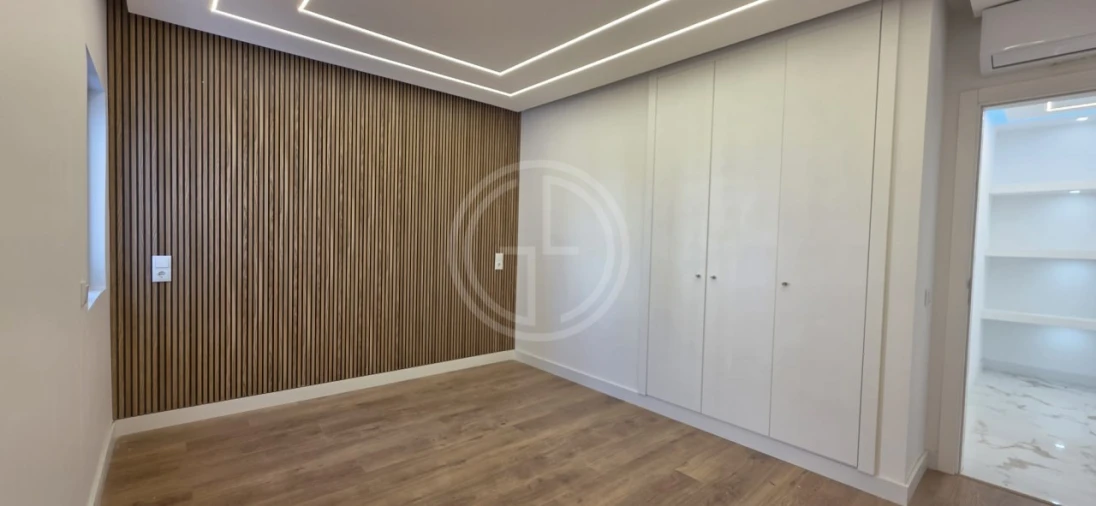 Apartamento T2 para Venda em Quarteira Foto 6