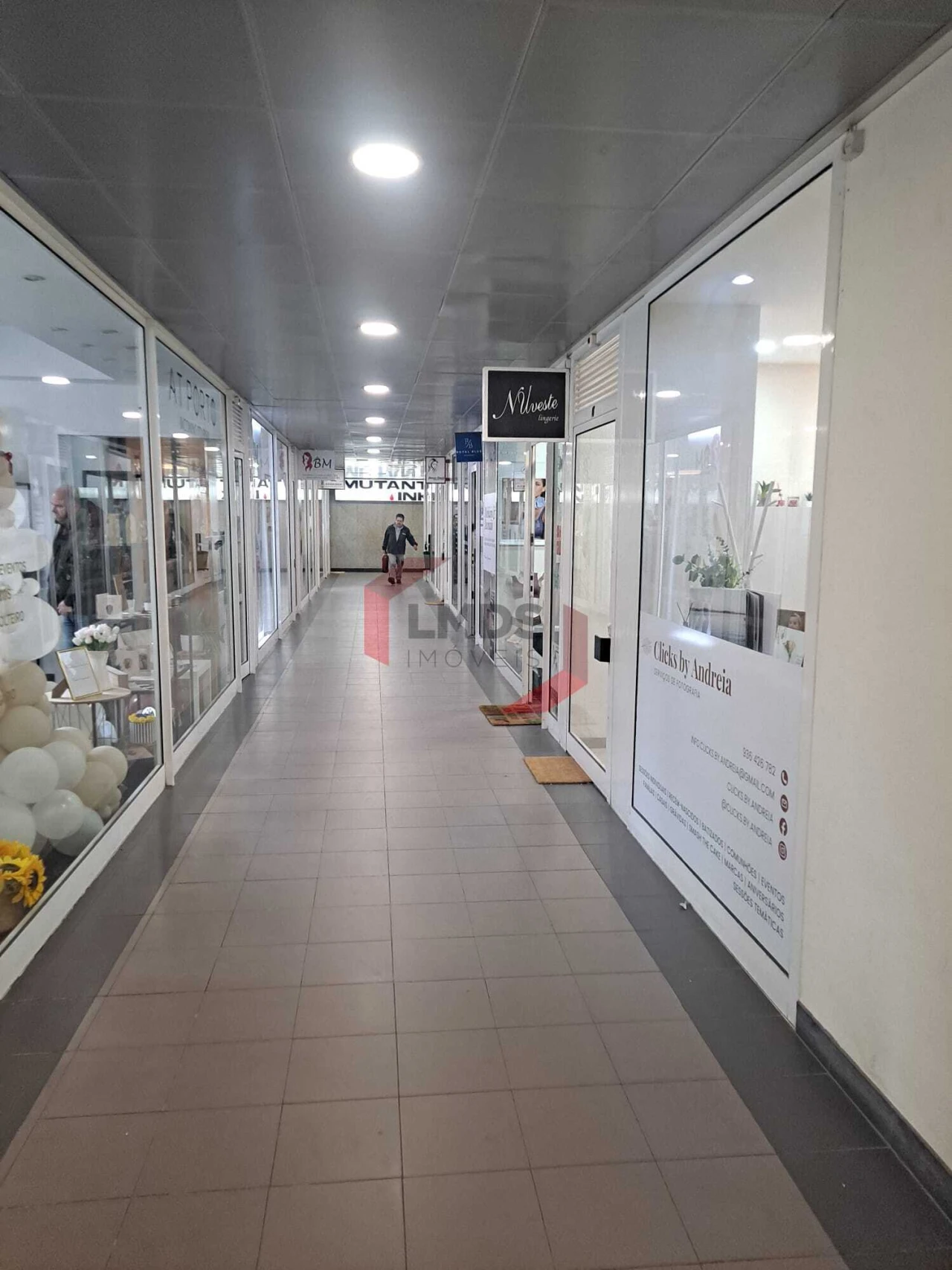 Loja para Venda em Gondomar (São Cosme), Valbom e Jovim Foto 13