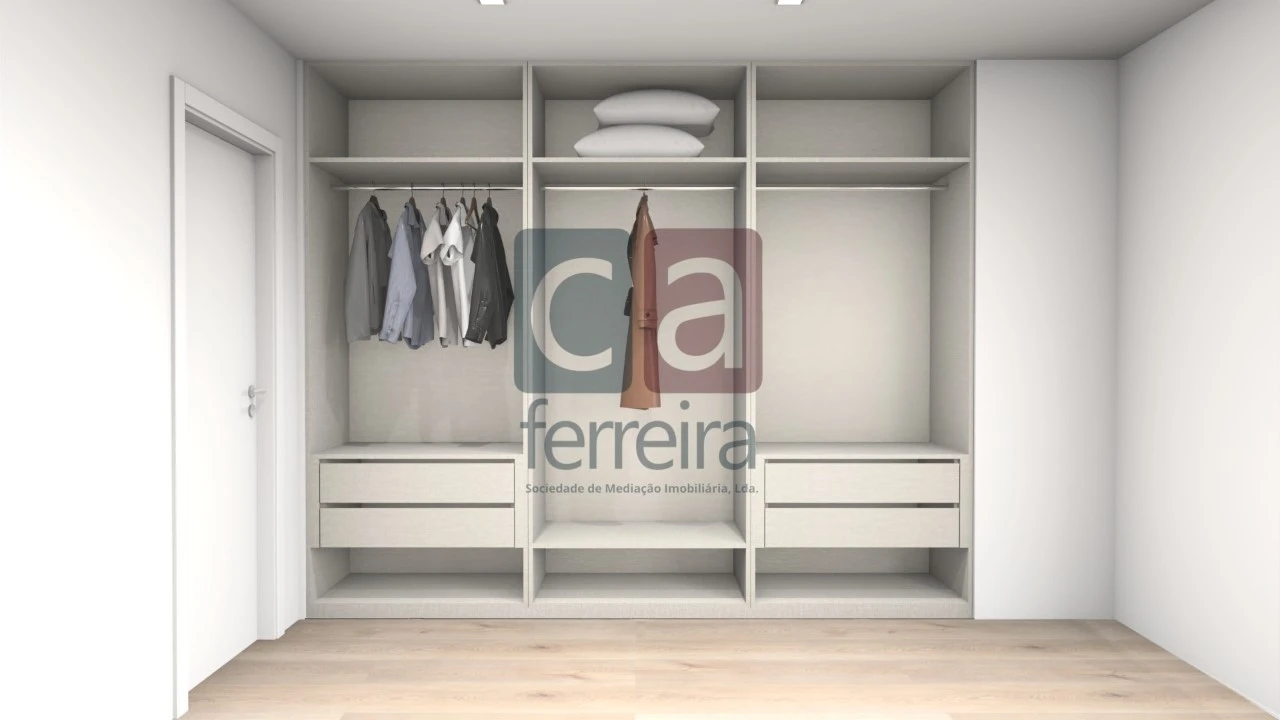Apartamento T4 para Venda em Almeirim Foto 8