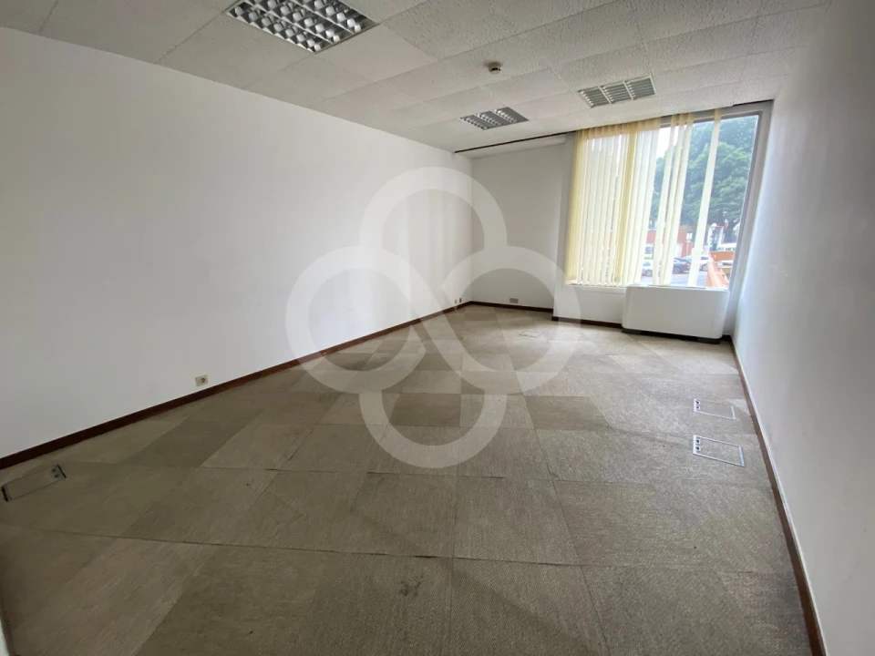 Escritório para Venda em Avenidas Novas Foto 30