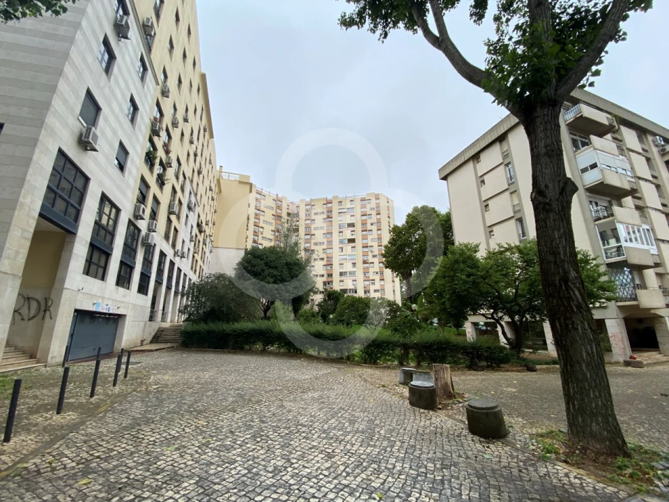 Escritório para Venda em Avenidas Novas Foto 49