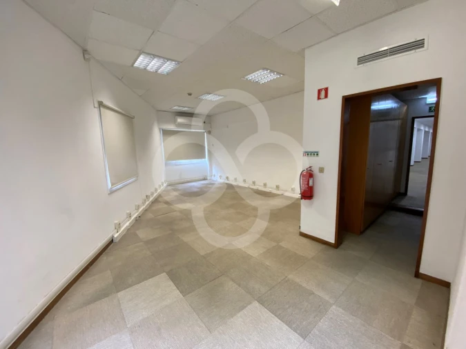 Escritório para Venda em Avenidas Novas Foto 6