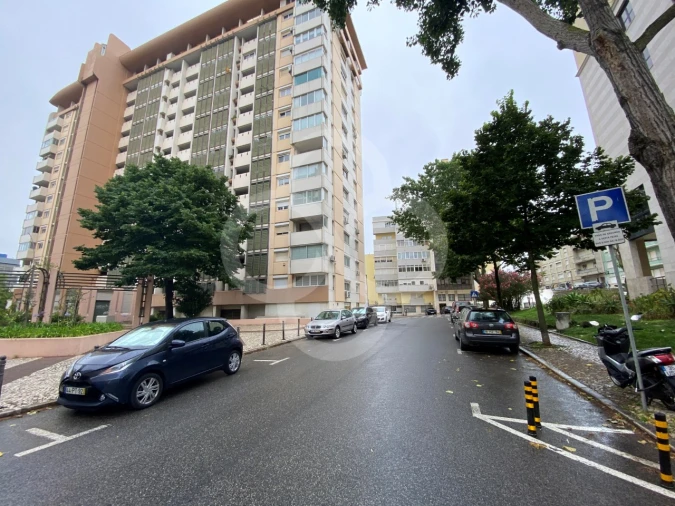 Escritório para Venda em Avenidas Novas Foto 52