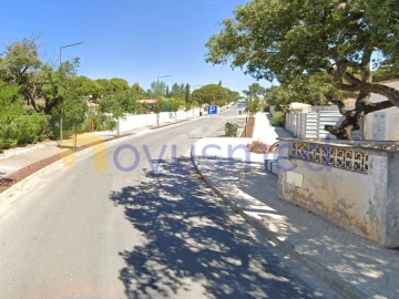 Terreno para Venda em Albufeira e Olhos de Água