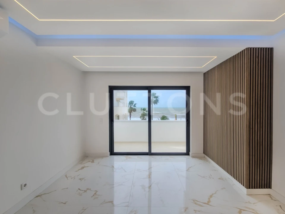 Apartamento T2 para Venda em Quarteira Foto 4