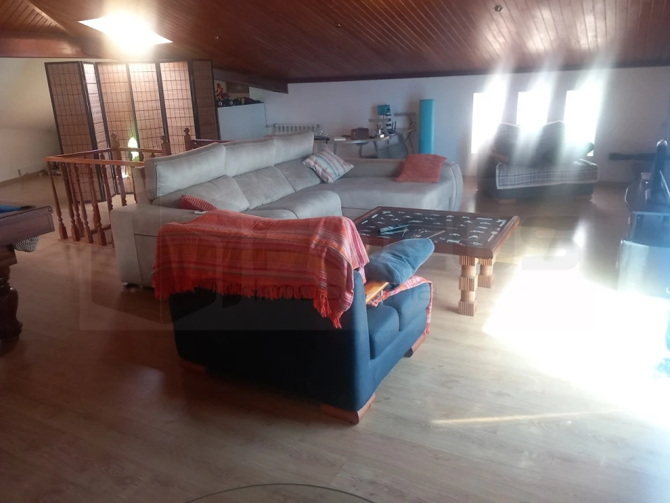 Moradia T4 para Venda em Gafanha da Encarnação Foto 42