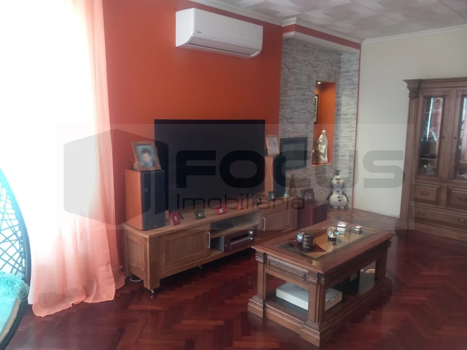 Moradia T4 para Venda em Gafanha da Encarnação Foto 2