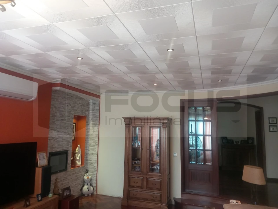 Moradia T4 para Venda em Gafanha da Encarnação Foto 4
