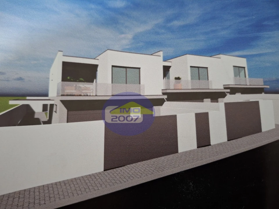 Moradia T3 para Venda em Santa Maria de Lamas Foto 5