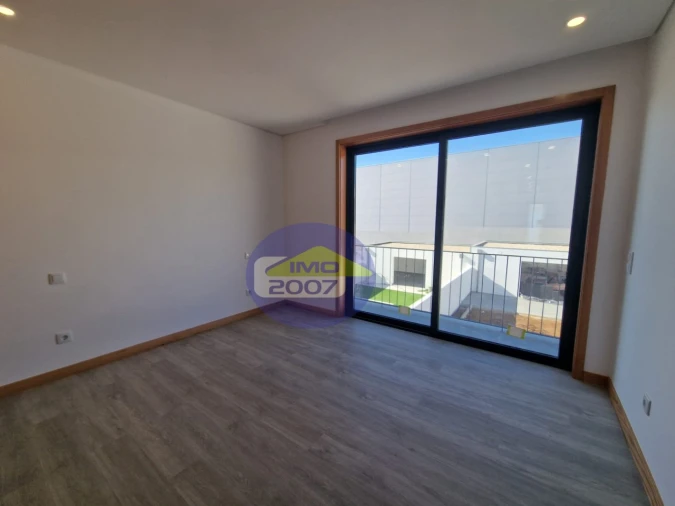 Moradia T3 para Venda em Santa Maria de Lamas Foto 19