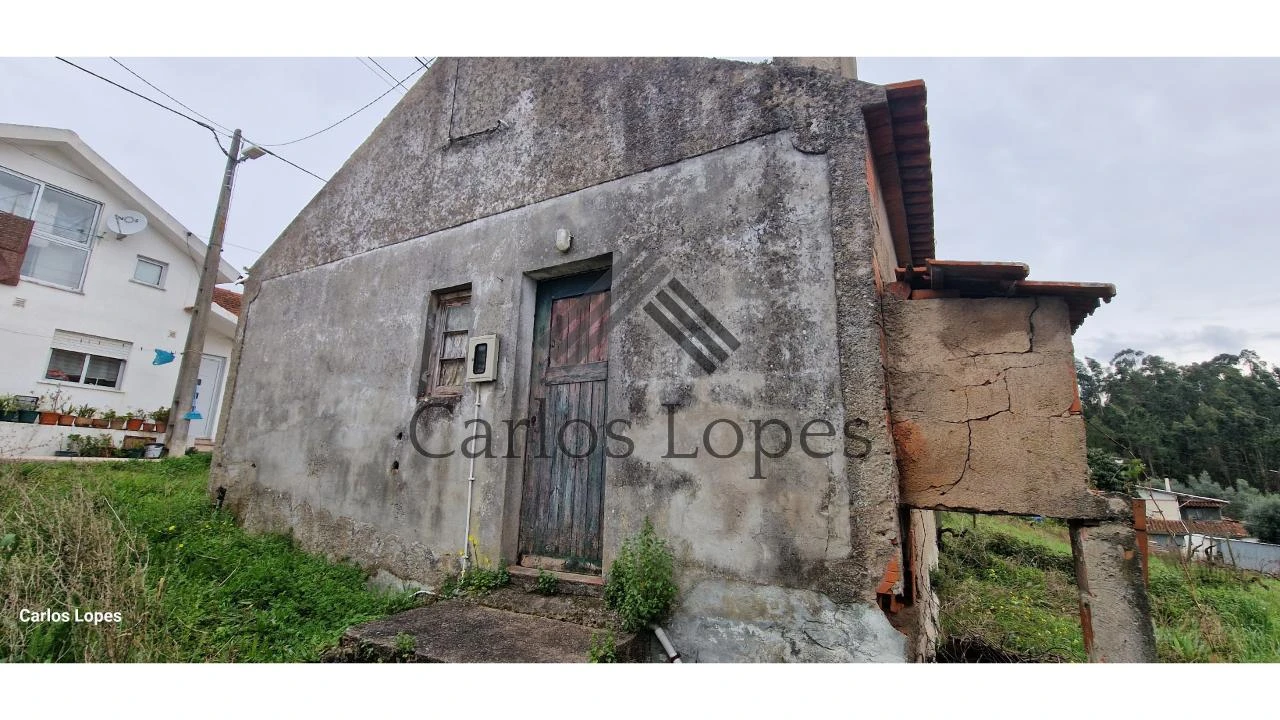 Moradia T2 para Venda em Anobra Foto 3