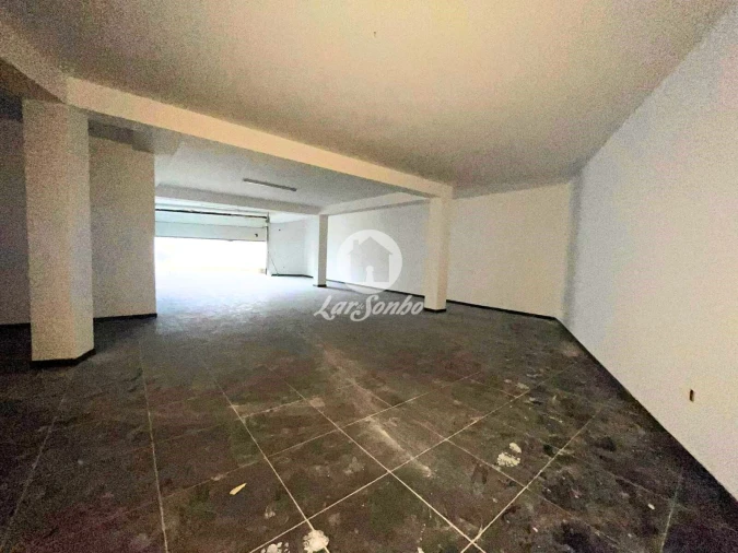 Moradia T4 para Venda em Abade de Neiva Foto 17