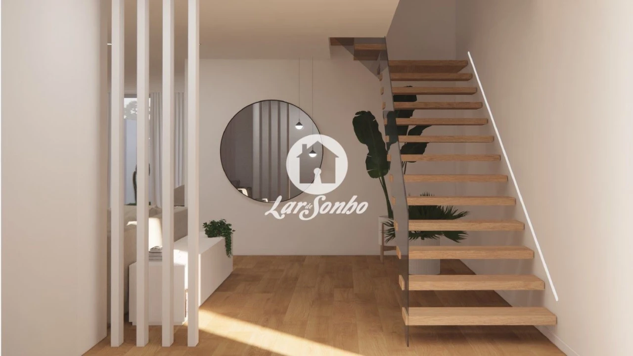 Moradia T4 para Venda em Roriz Foto 14