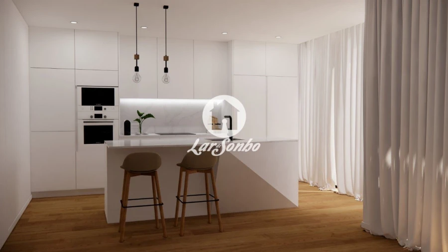 Moradia T4 para Venda em Roriz Foto 13