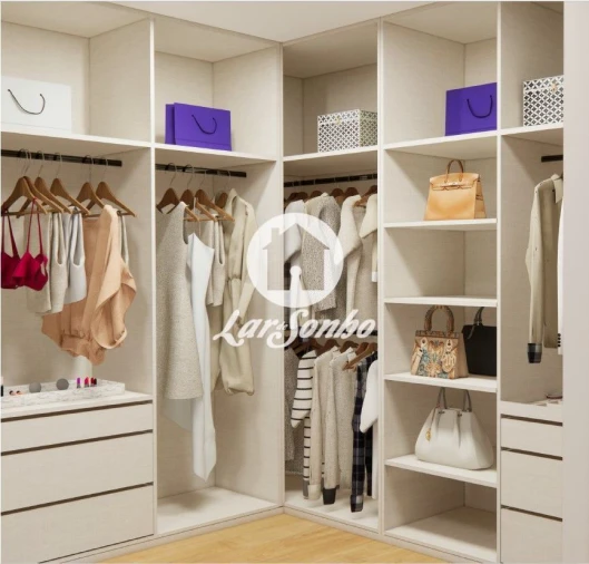 Moradia T4 para Venda em Roriz Foto 6