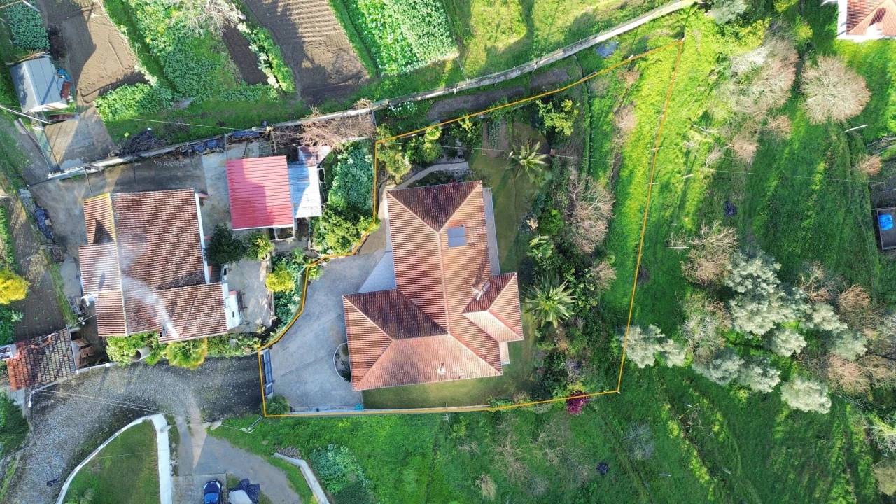 Moradia T3 para Venda em Refoios do Lima Foto 4