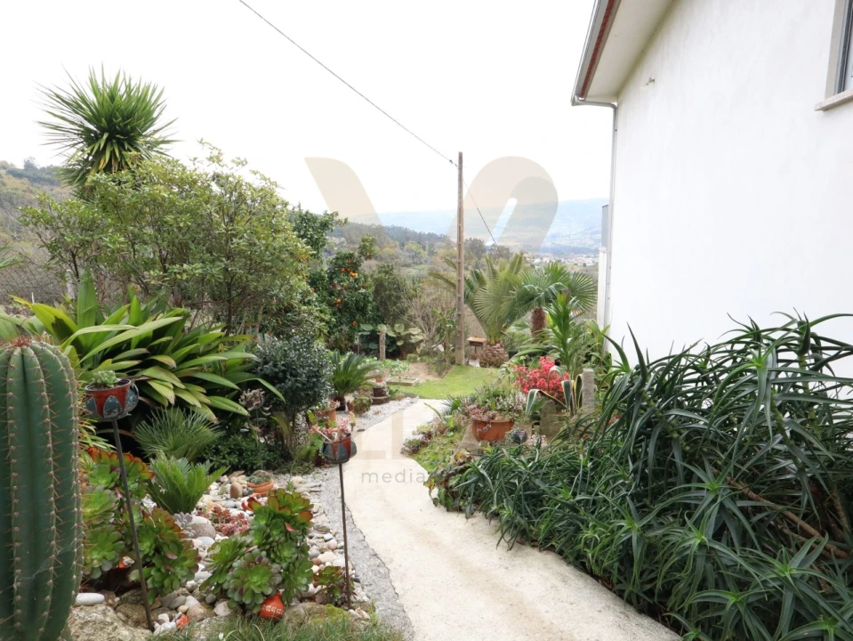 Moradia T3 para Venda em Refoios do Lima Foto 39